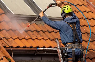 Démoussage et hydrofuge de toiture à Kerien